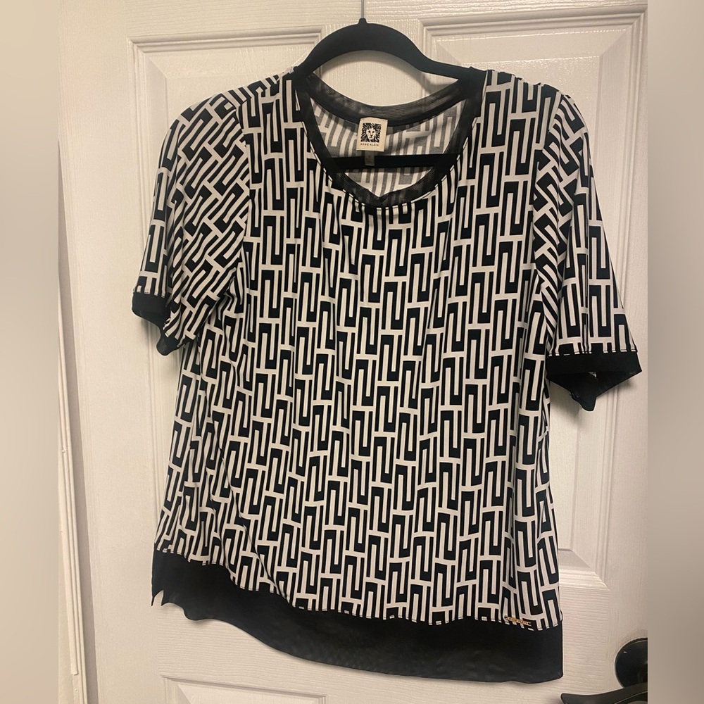 black and white Anne Klein blouse